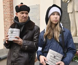 Gwiazdy kwestują na Powązkach