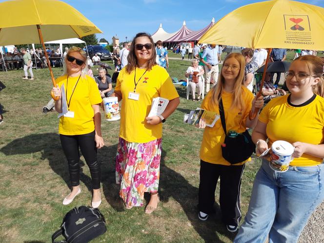 Podczas pielgrzymki odbyła się kwesta na rzecz rozbudowy pilskiego hospicjum.