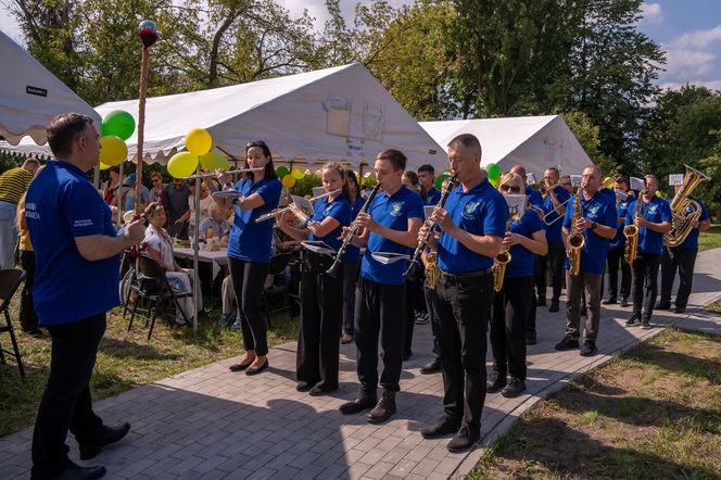 Wzruszające Spotkanie Pokoleń w DPS Promień Życia: „Dzięki nim moja mama żyje”