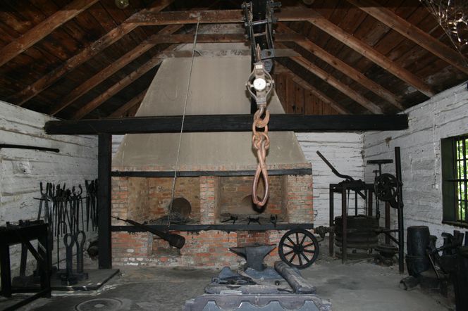 Muzeum Przemysłu Naftowego i Gazowniczego w Bóbrce. Odwiedź wyjątkowe miejsce na mapie Polski