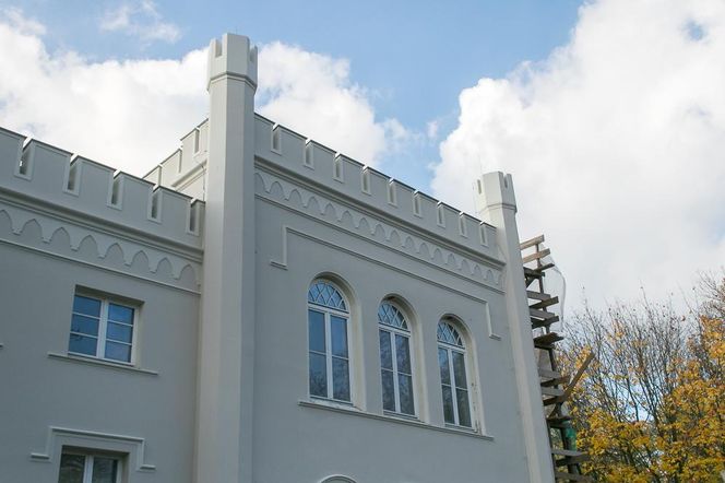  Pałac w Posadzie w trakcie remontu (2022 r.)