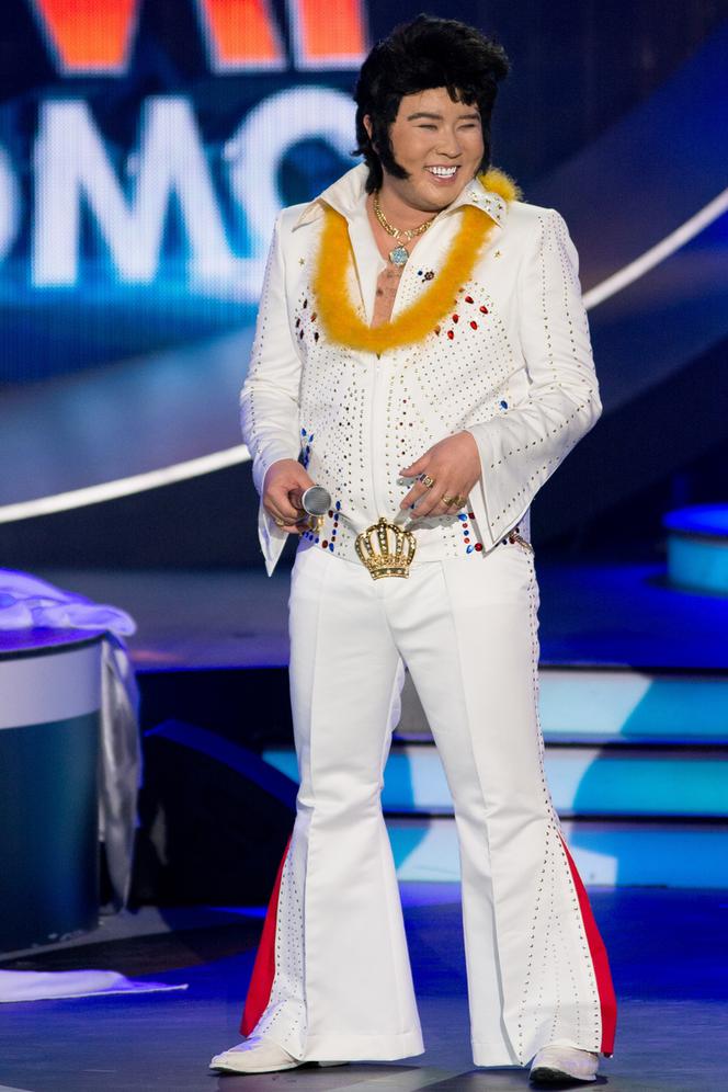 Billguun Arianbaatar jako Elvis Presley