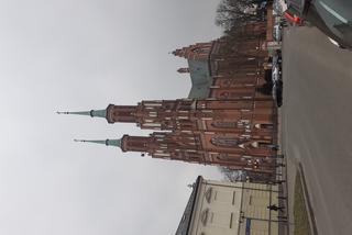 Jak wygląda Katedra pw. Niepokalanego Poczęcia NMP w Siedlcach z zewnątrz i w środku - marzec 2021