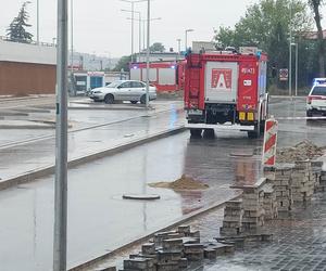 Pirotechnicy potrzebni na budowie parkingu w Starachowicach Zachodnich. Teren zabezpieczją służby