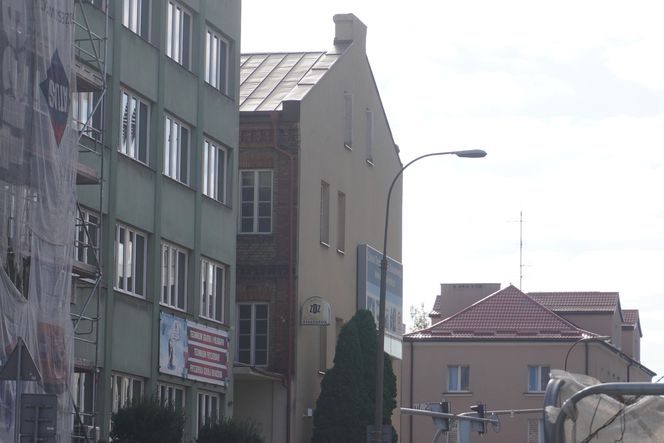 To najpiękniejsza kamienica w Białymstoku. Ceglana fasada z XIX wieku błyszczy do dziś