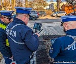 Dron ujawnia 29 wykroczeń drogowych w Kamiennej Górze