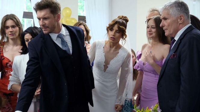 M jak miłość odc. 1890. Marcin (Mikołaj Roznerski), Kama (Michalina Sosna)