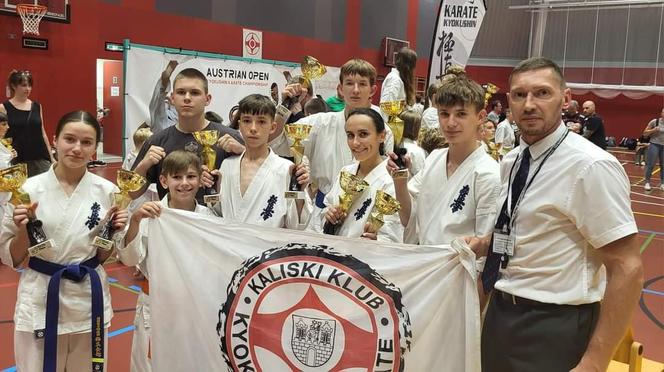 AUSTRIAN OPEN i 8 medali dla zawodników Kaliskiego Klubu Karate Kyokushinkai.