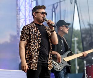Śląska Scena Letnia na promenadzie przy Stadionie Śląskim w Chorzowie