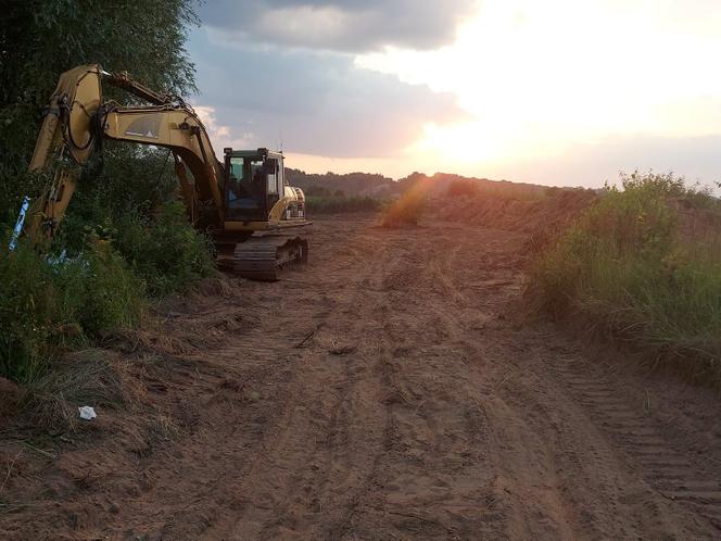 Rozpoczęli oczyszczanie Pasternika. Wątpliwości ornitologów i wędkarzy