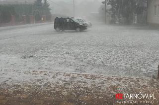 Potężne burze z gradem przeszły przez Tarnów i powiat tarnowski
