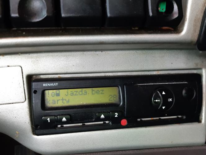 Jechał niesprawną ciężarówką i dopuścił się masy naruszeń 