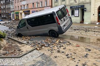 Powódź 2024. Samochód po zalaniu. Mechanik: Bałbym się nim poruszać 