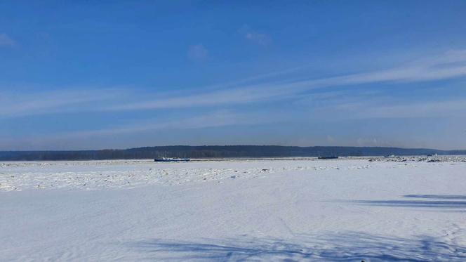 Pułtusk: Wszedł do Narwi, żeby ratować psa, i ZNIKNĄŁ. Nie odnalazł się do tej pory