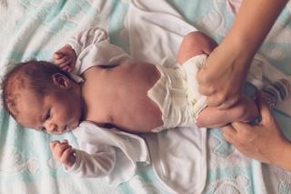 Zasada siódemek dotyczy najważniejszej bolączki noworodków. Znasz ją?