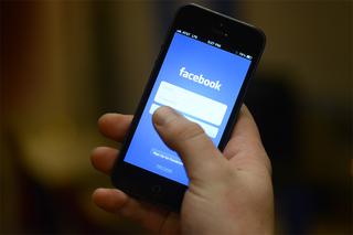 Krakowska straż miejska apeluje: Nie zgłaszajcie wykroczeń przez... Facebooka! [AUDIO]