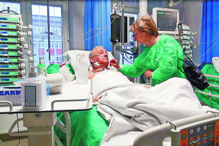 Zobacz jak wszczepiają by-passy