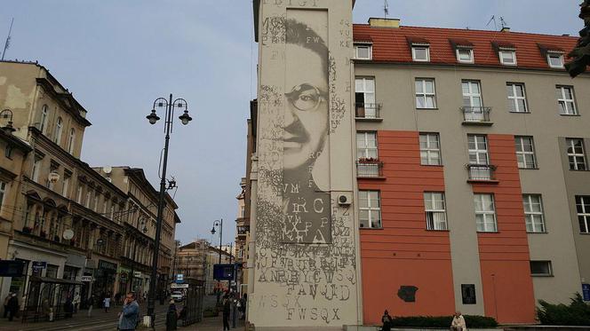 Nowy mural w Bydgoszczy. Marian Rejewski spogląda na Gdańską