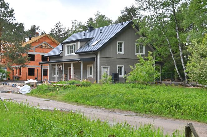 Dom prefabrykowany - poznasz, że powstał częściowo w fabryce?