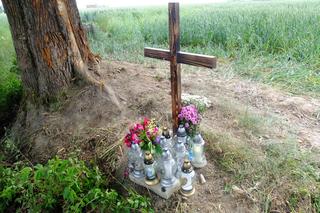 Z BMW wypadł silnik. Adrian zginął na miejscu. Auto roztrzaskało się na drzewie