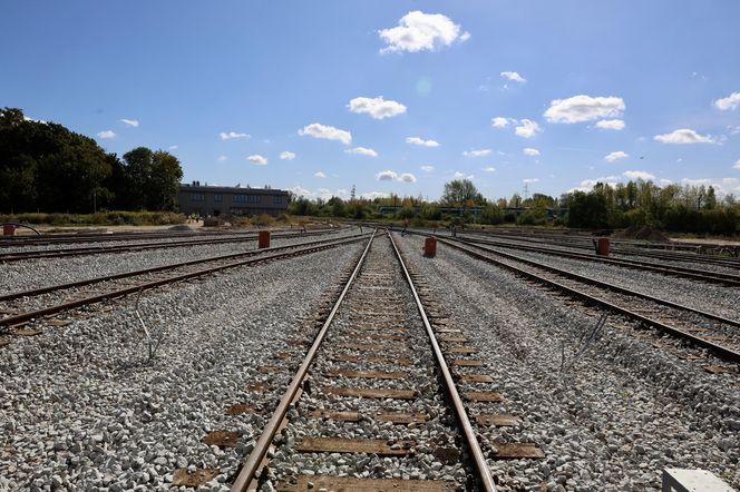 Byliśmy na placu budowy STP Karolin. Tu powstaje wielka sypialnia dla pociągów metra