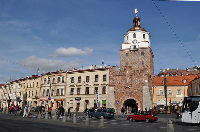 Czarodziejskie podwórko przy Bramie Krakowskiej