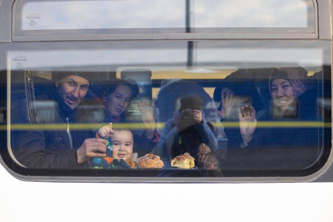 1,5 tys. uchodźców z Ukrainy przyjechało specjalnym pociągiem na Śląsk