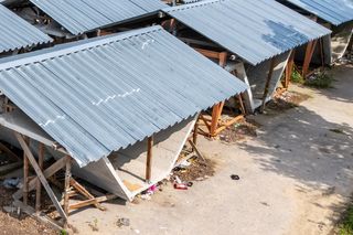 „Cepelię” uratowano, z „Emilii” zostały szczątki. Na działce po niej ma powstać wieżowiec