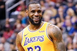 LeBron James znów przeszedł do historii NBA! Od tych liczb może zakręcić się w głowie