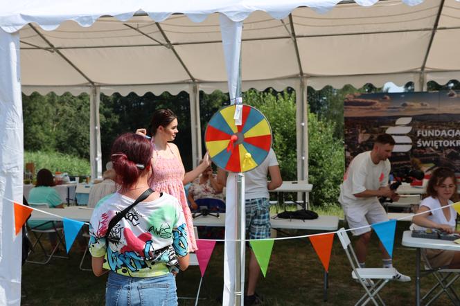 Niezwykły piknik przy Stawie w Lasocinie. Zobacz zdjęcia i relację! #DziałamyRazem