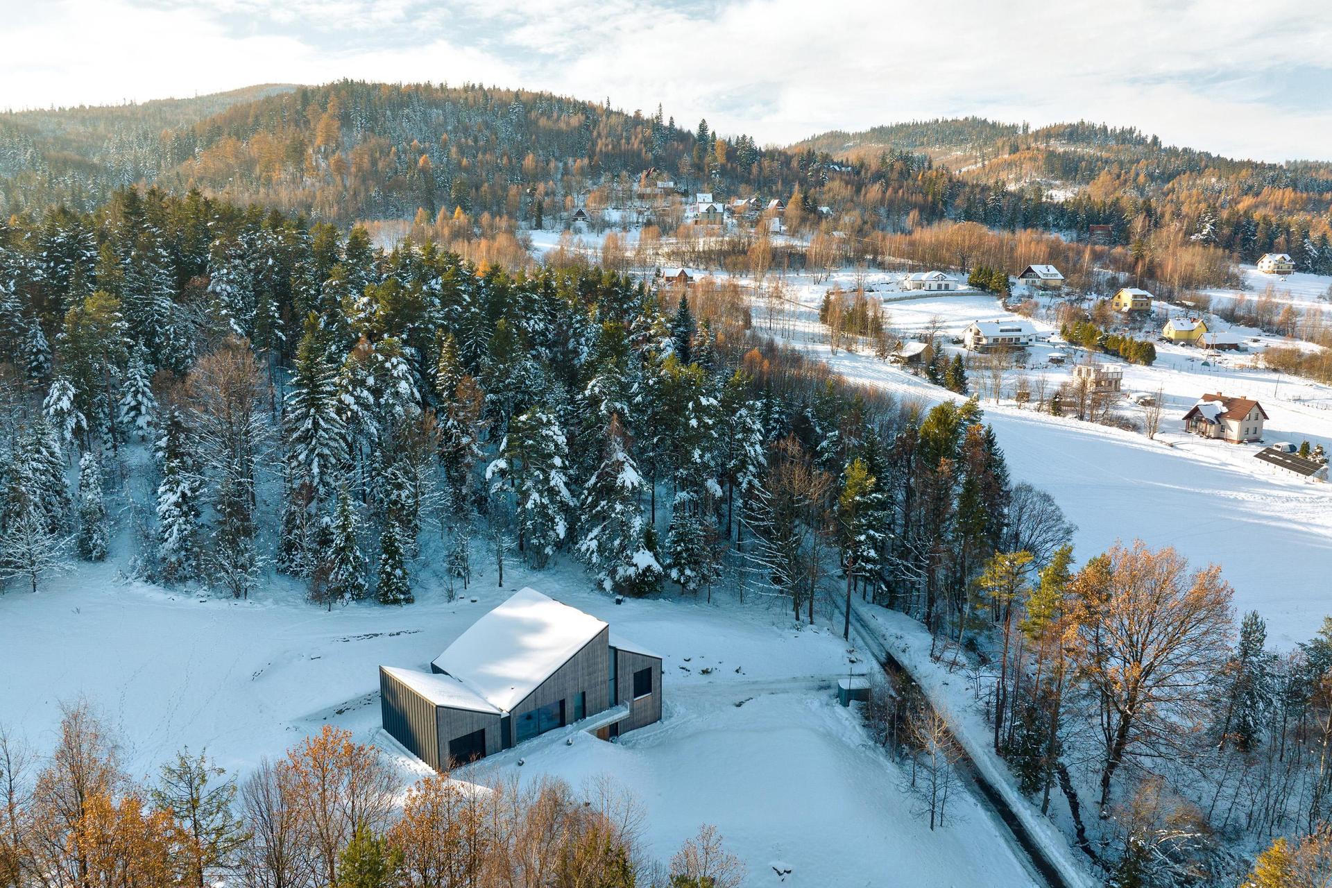 Dom ukryty w Beskidach