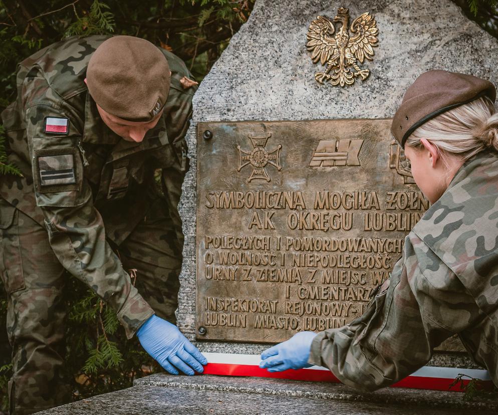 Terytorialsi z 2 LBOT w Zaduszki pamiętają o poległych żołnierzach