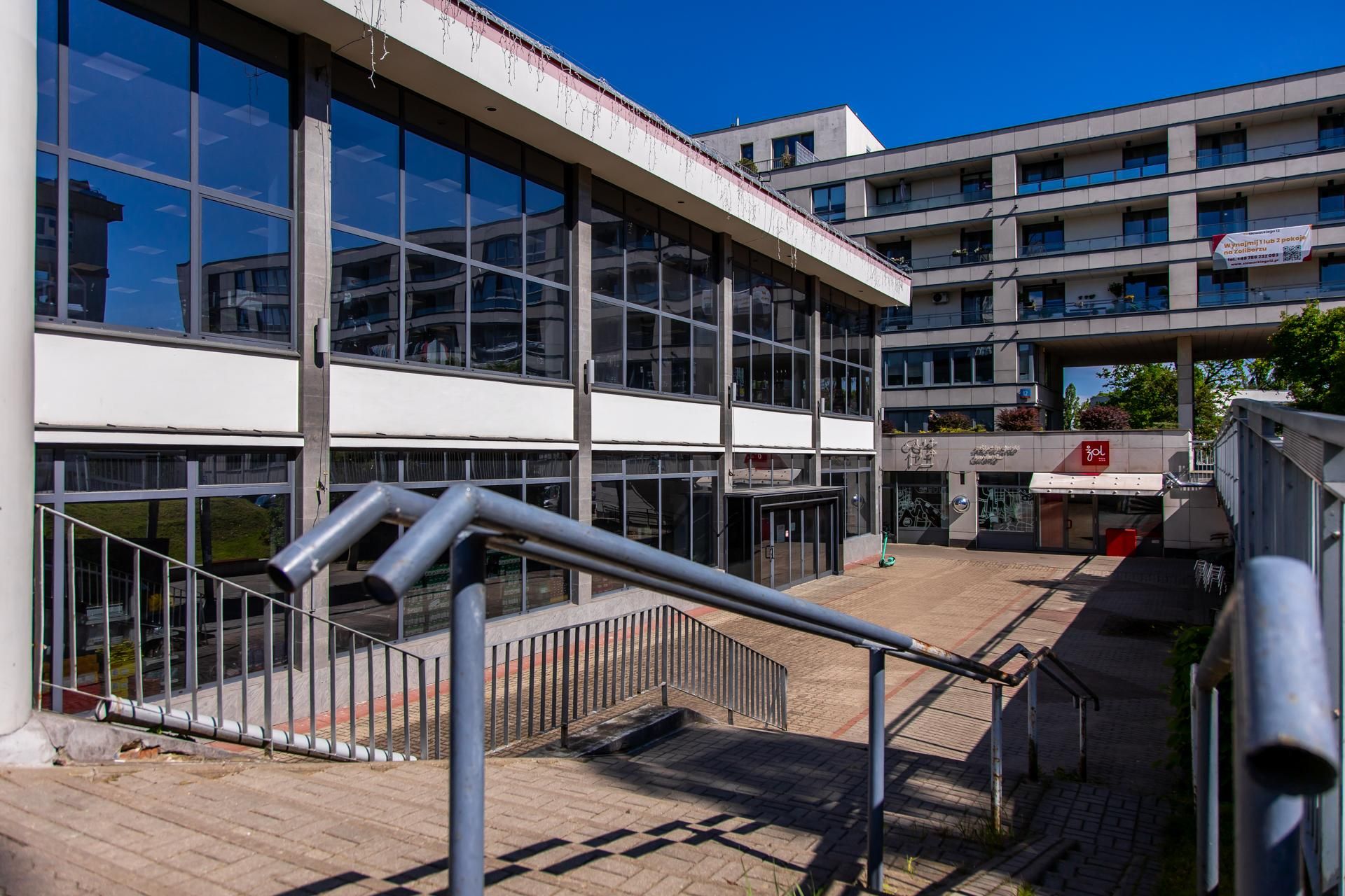 Dom Handlowy Merkury w Warszawie