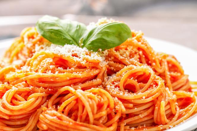 gf-CBWZ-B8PZ-iXQd_spaghetti-w-pomidorowy