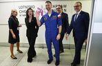 Sławosz Uznański-Wiśniewski na lotnisku Chopina 
