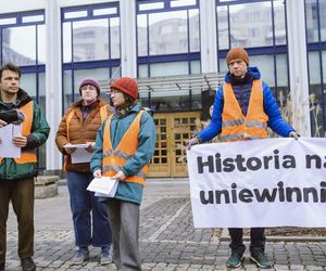 Kilkudziesięciu aktywistów stanie przed sądem. Ostatnie Pokolenie szykuje się na procesy za blokady warszawskich ulic