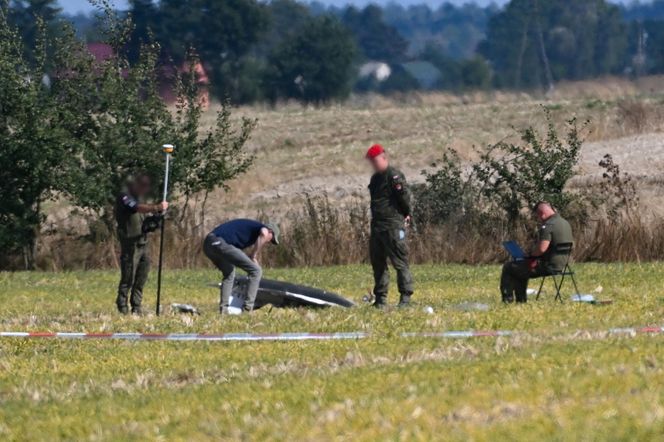 Miejsce upadku rosyjskiego drona w Wohyniu