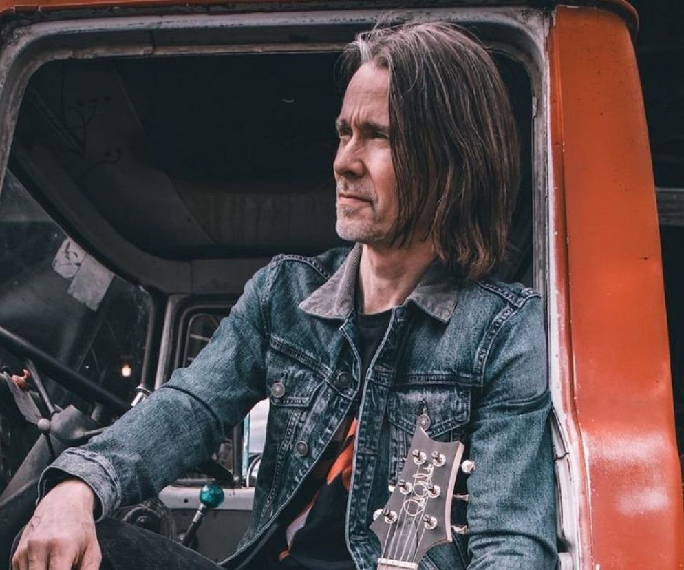 Myles Kennedy potwierdza, że kolejna płyta ze Slashem jest w drodze. Bardzo podoba mi się to, co słyszę