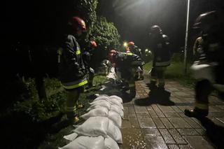Zagrożenie powodziowe w Polsce. Strażacy interweniowali już 1,3 tys. razy 