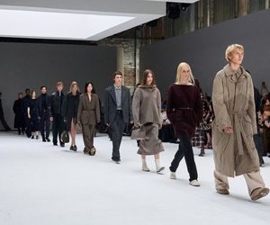 COS na Tygodniu Mody w Nowym Jorku. Kolekcja Jesień–Zima 2025 oddaje wyjątkowy hołd