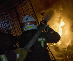 Kijów odcięty od prądu, wybuchy i pożary. Wielki atak Putina