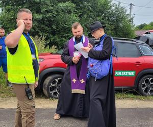 Śpiewający dzień lubelskich pątników na szlaku do Jasnej Góry!