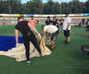 Fiesta balonowa na stadionie GKM-u Grudziądz