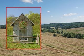 Małopolska wieś, w której nie mieszka już nikt. Wszystkich wysiedlono tuż po wojnie [GALERIA]