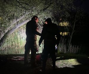 Dramatyczna walka o życie łabędzia. Czekał na pomoc kilka godzin.  To standardowa procedura