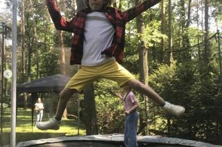 Barwy szczęścia po wakacjach. Marysia (Nina Szumowska), Emil (Artem Malashchuk)