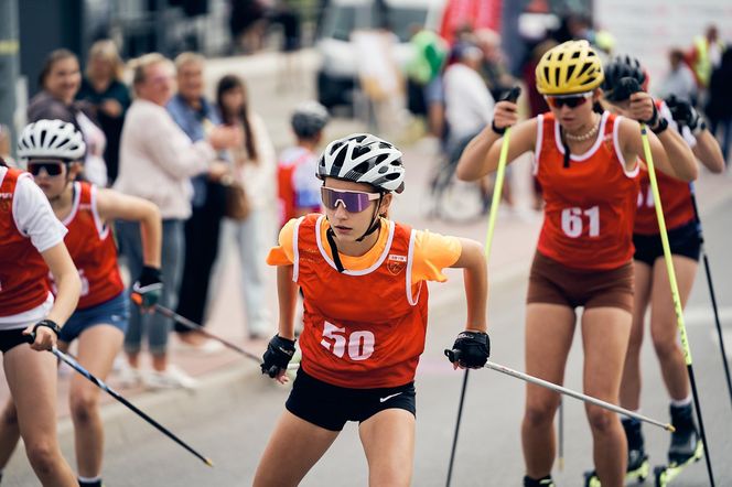 W pierwszym dniu zawodów o Puchar Polski w biegach na nartorolkach Marwe Cup zawodnicy wzięli udział w sprincie techniką dowolną