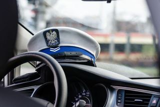 Policjanci mówią, że to kumulacja. Pirat drogowy wiózł matkę z dzieckiem!