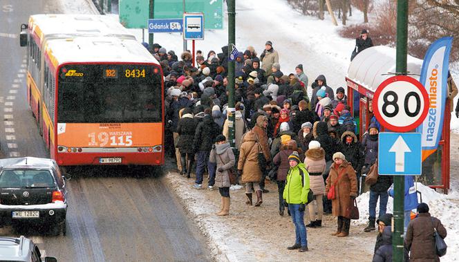 Stolica pod śniegiem a nikt nie odśnieża