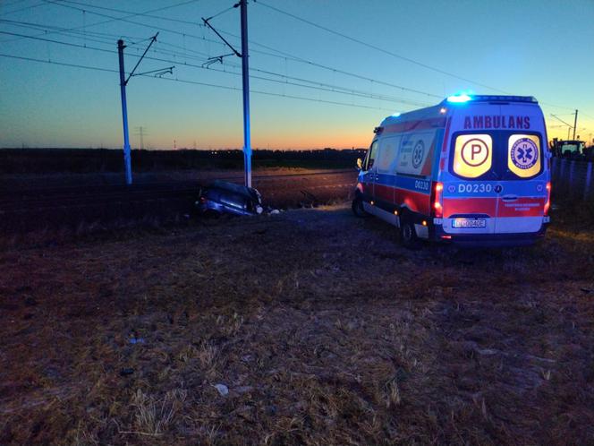 Tragiczny wypadek na przejeździe kolejowym w Legnicy